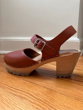 MIA Abba Mary Jane Swedish Brown Leather Swedish Clogs EU 39 | US 8.5, 9